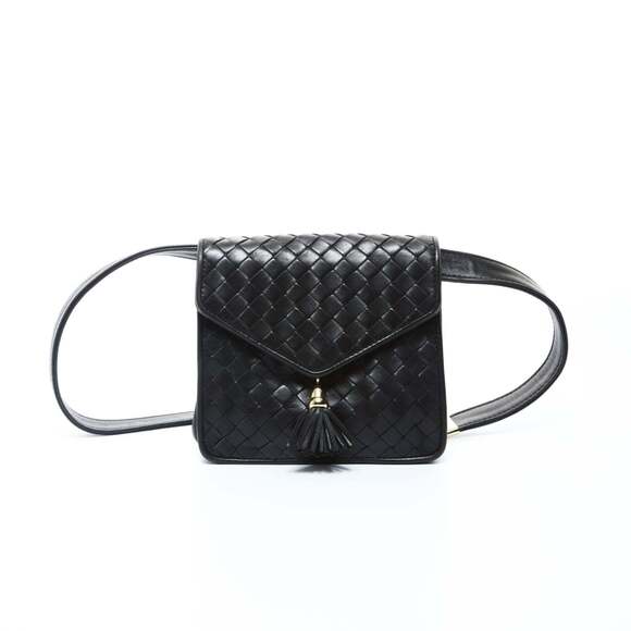 Bottega Veneta Handbags - BOTTEGA VENETA Black Leather Intrecciato Shoulder Bag